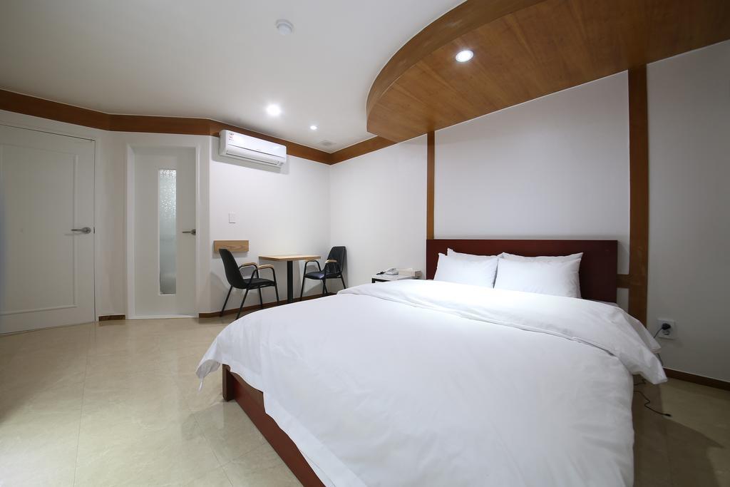 Abata Business Hotel Kōyō Dış mekan fotoğraf