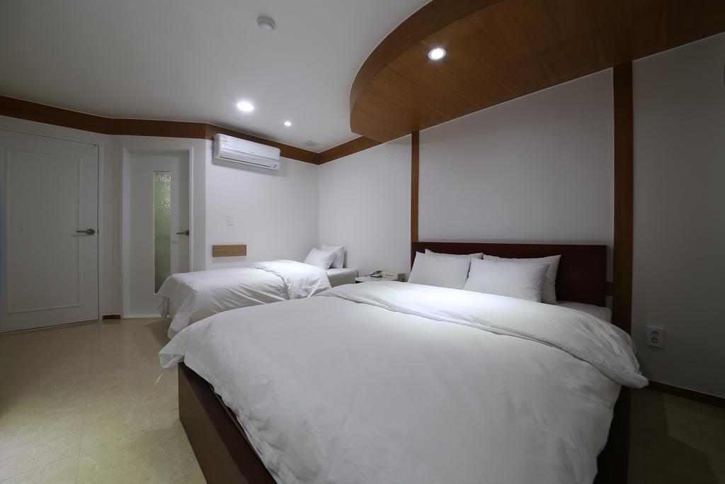Abata Business Hotel Kōyō Dış mekan fotoğraf