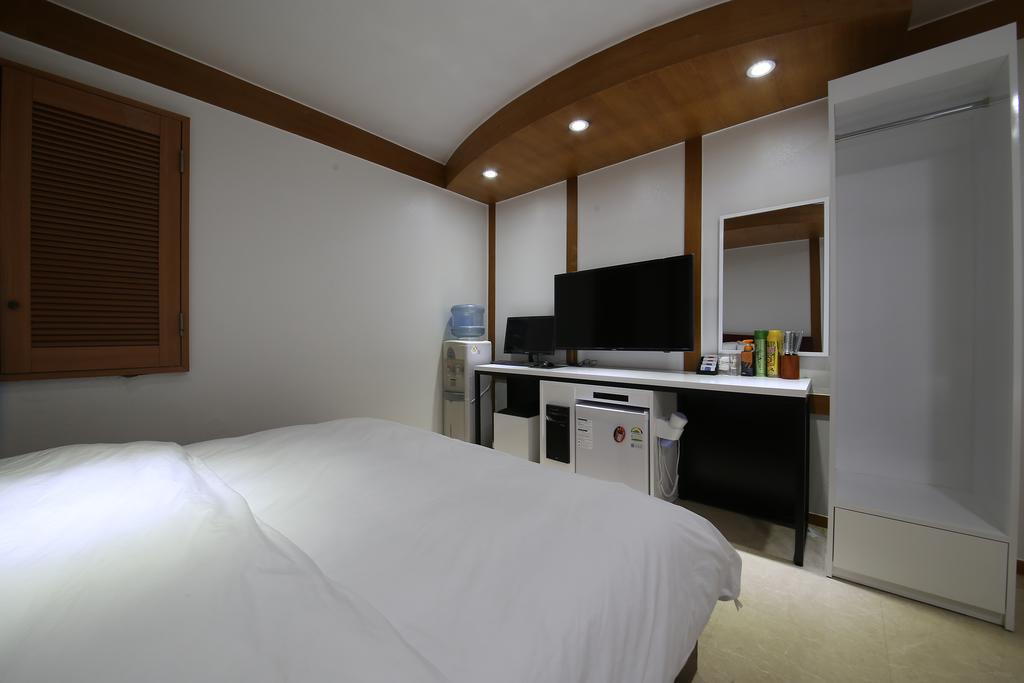 Abata Business Hotel Kōyō Dış mekan fotoğraf