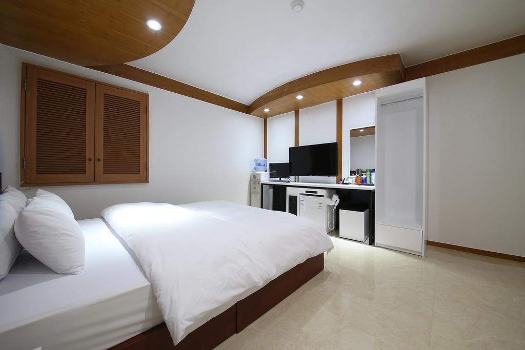 Abata Business Hotel Kōyō Dış mekan fotoğraf